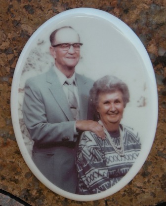 Opal Elizabeth (Jones) & Russell Earl Sylvester