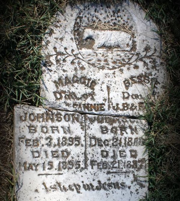 Maggie & Bessie Johnson gravestone