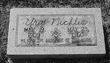 Ura Nickles gravestone