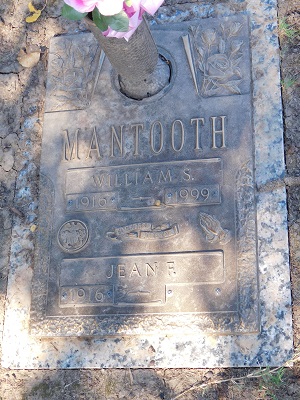 Mantooth, William S &Jean F gravestone