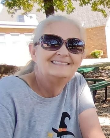 Patricia Ellen (Davis) Guinn