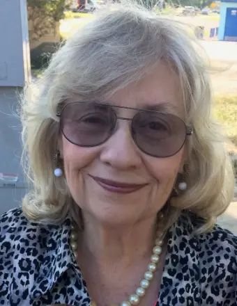 Linda Lee (Hoover) Berry