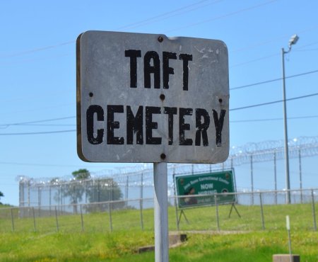 Taft Cemetery sign