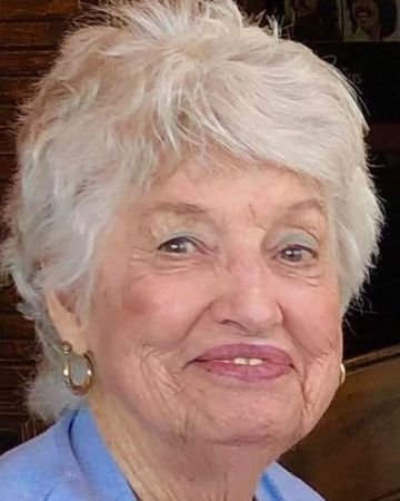 Ellen Verdean "Deanie" (Evans) Dobkins