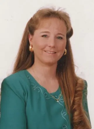 Shelly Lynn (Schnoebelen) Waddell